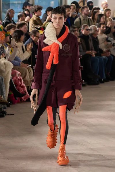 Look 26